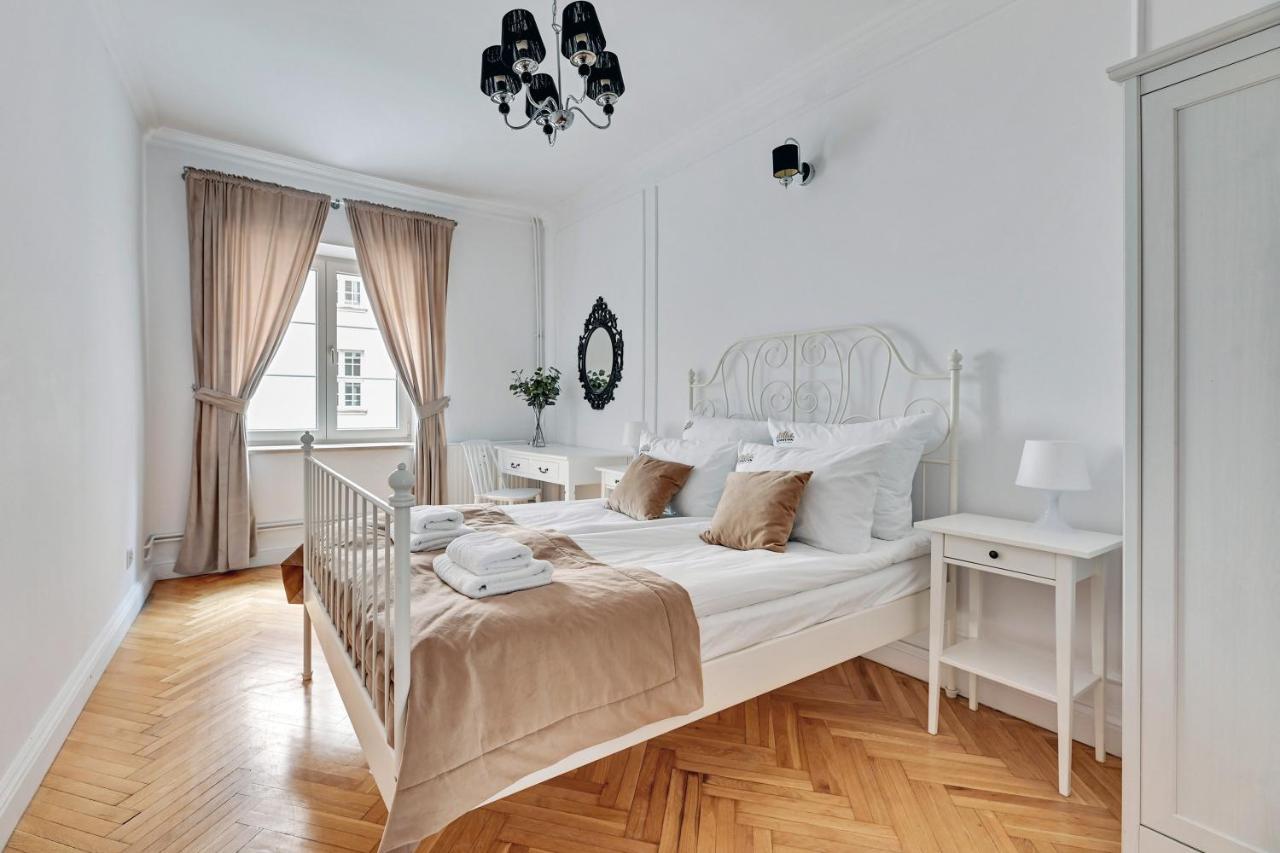 Dlugi Targ Street, Main Old Town & Riverside By Downtown Apartments Danzig Exterior foto