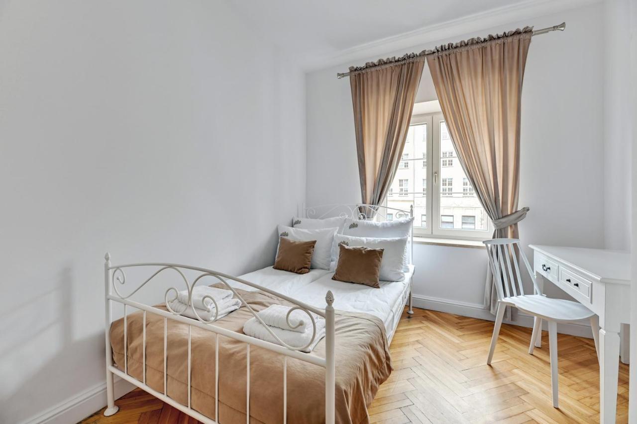 Dlugi Targ Street, Main Old Town & Riverside By Downtown Apartments Danzig Exterior foto