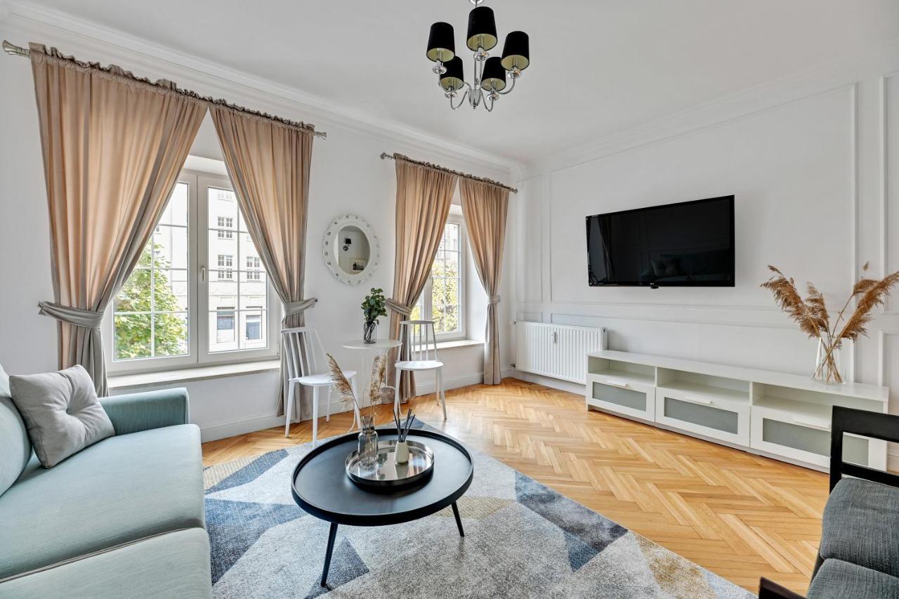 Dlugi Targ Street, Main Old Town & Riverside By Downtown Apartments Danzig Exterior foto