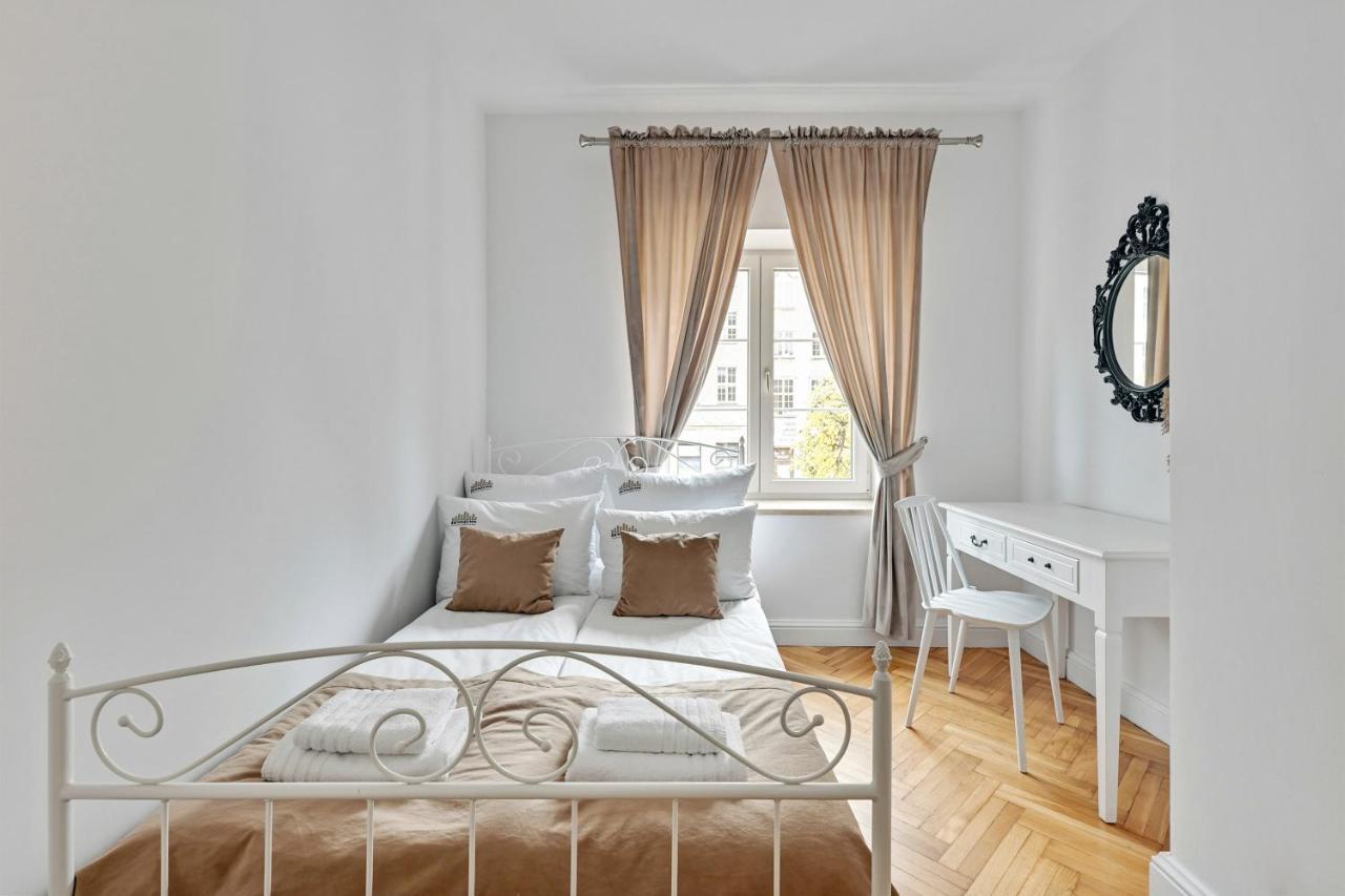 Dlugi Targ Street, Main Old Town & Riverside By Downtown Apartments Danzig Exterior foto